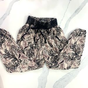 NWOT Rewash Cropped Pants